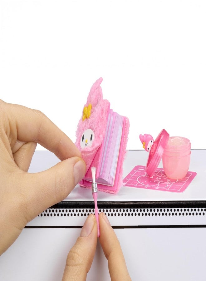 MGA's Miniverse Make It Mini Hello Kitty and Friends Series 3 Mini Collectibles, Sanrio, Retro Stationery Replicas, Crafts, DIY, 8+ - Image 3